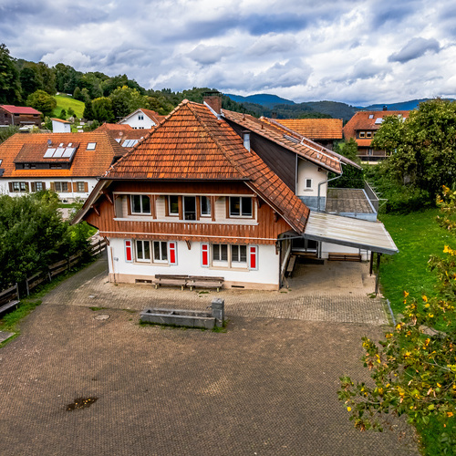 Das Haus Winfried von au&szlig;en - 
