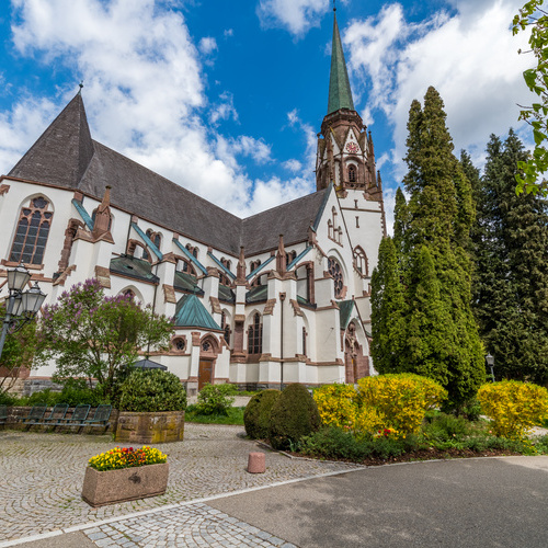 Die Kirche Mari&auml; Himmelfahrt in Sch&ouml;nau im Schwarzwald - 
